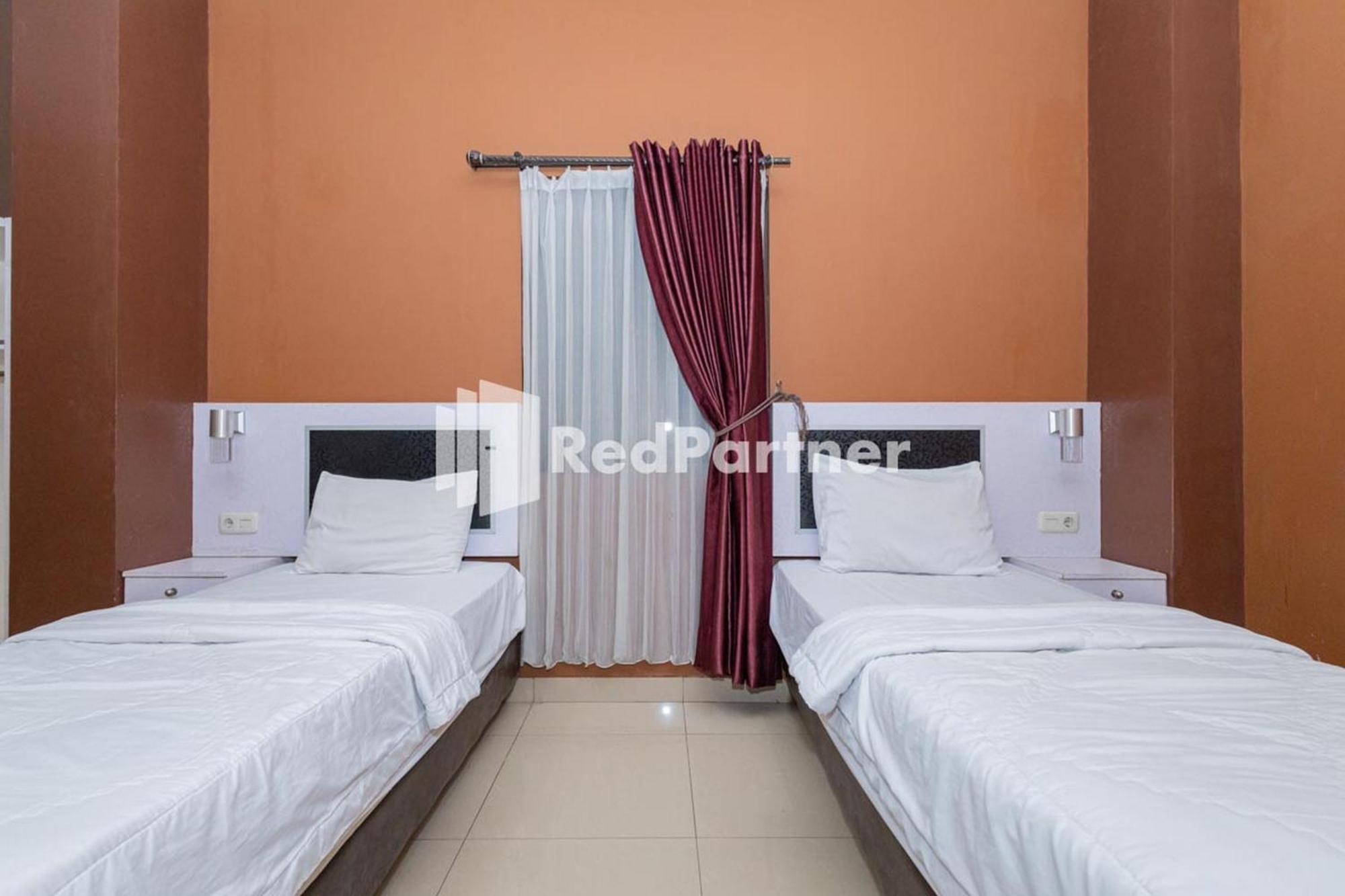 Star Hotel Jaksa Mitra Reddoorz Τζακάρτα Εξωτερικό φωτογραφία