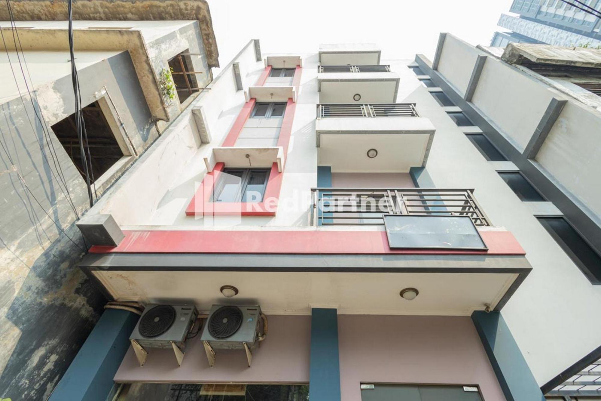 Star Hotel Jaksa Mitra Reddoorz Τζακάρτα Εξωτερικό φωτογραφία