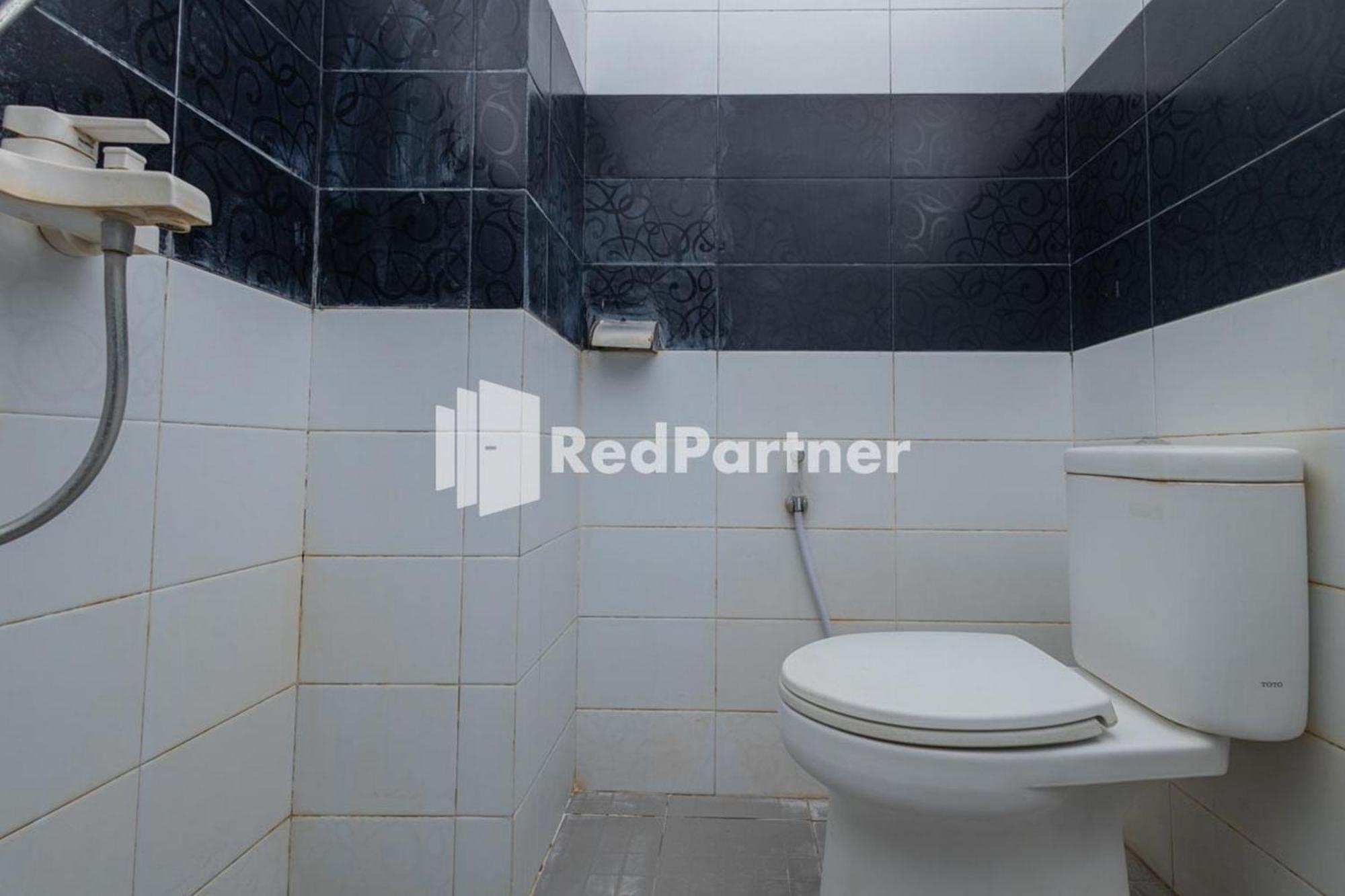 Star Hotel Jaksa Mitra Reddoorz Τζακάρτα Εξωτερικό φωτογραφία
