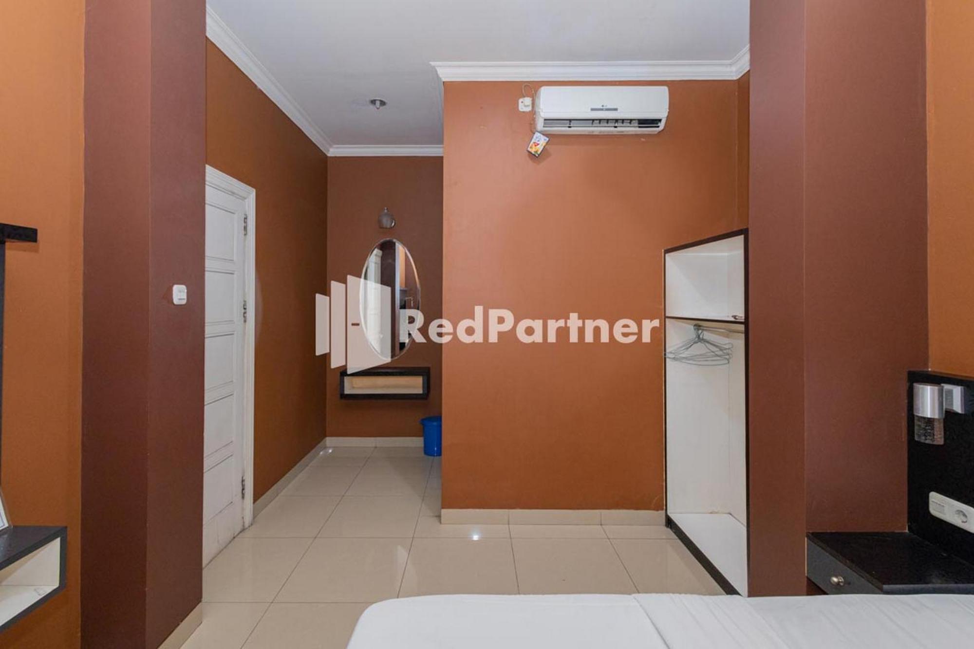 Star Hotel Jaksa Mitra Reddoorz Τζακάρτα Εξωτερικό φωτογραφία
