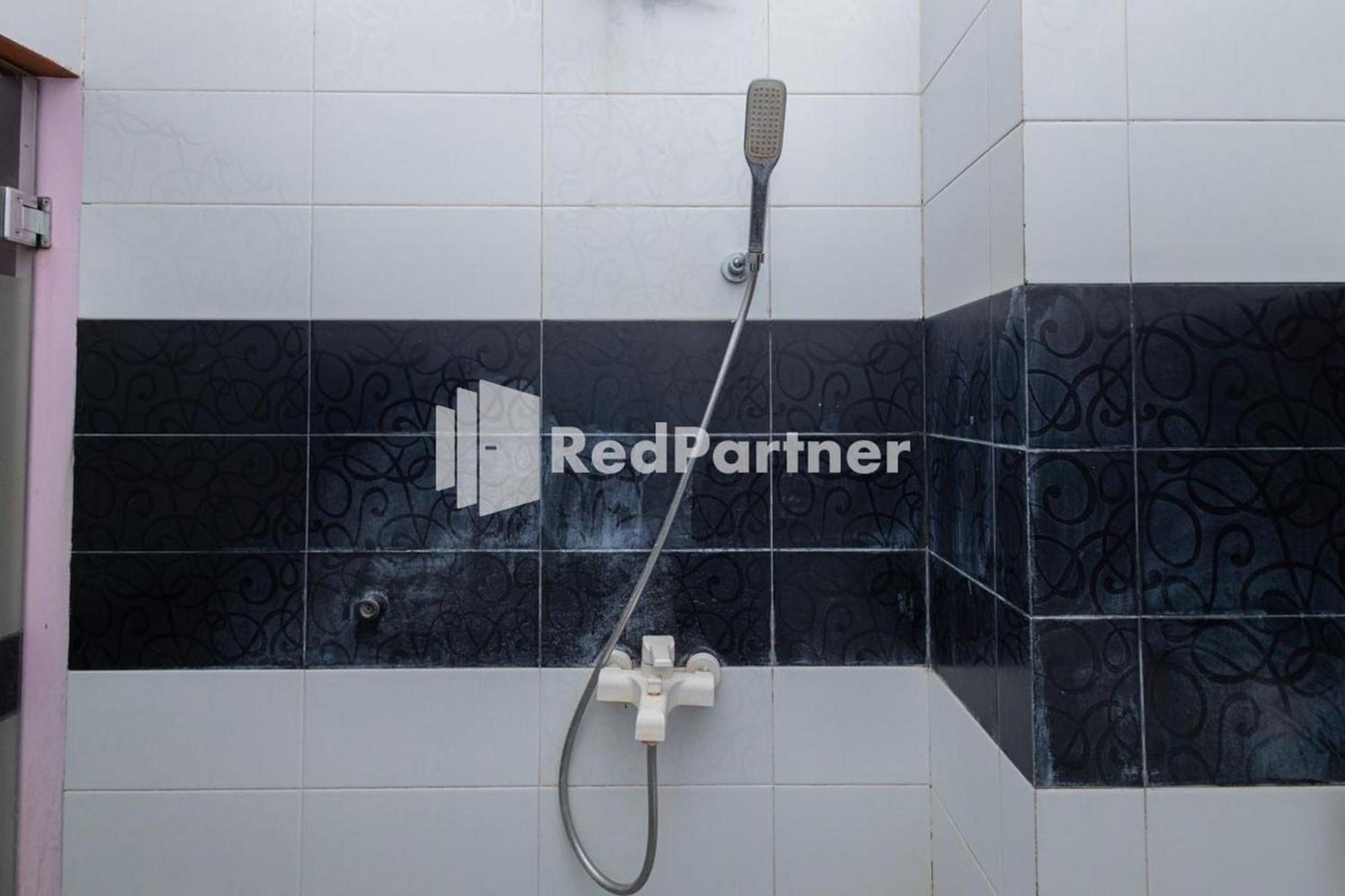 Star Hotel Jaksa Mitra Reddoorz Τζακάρτα Εξωτερικό φωτογραφία