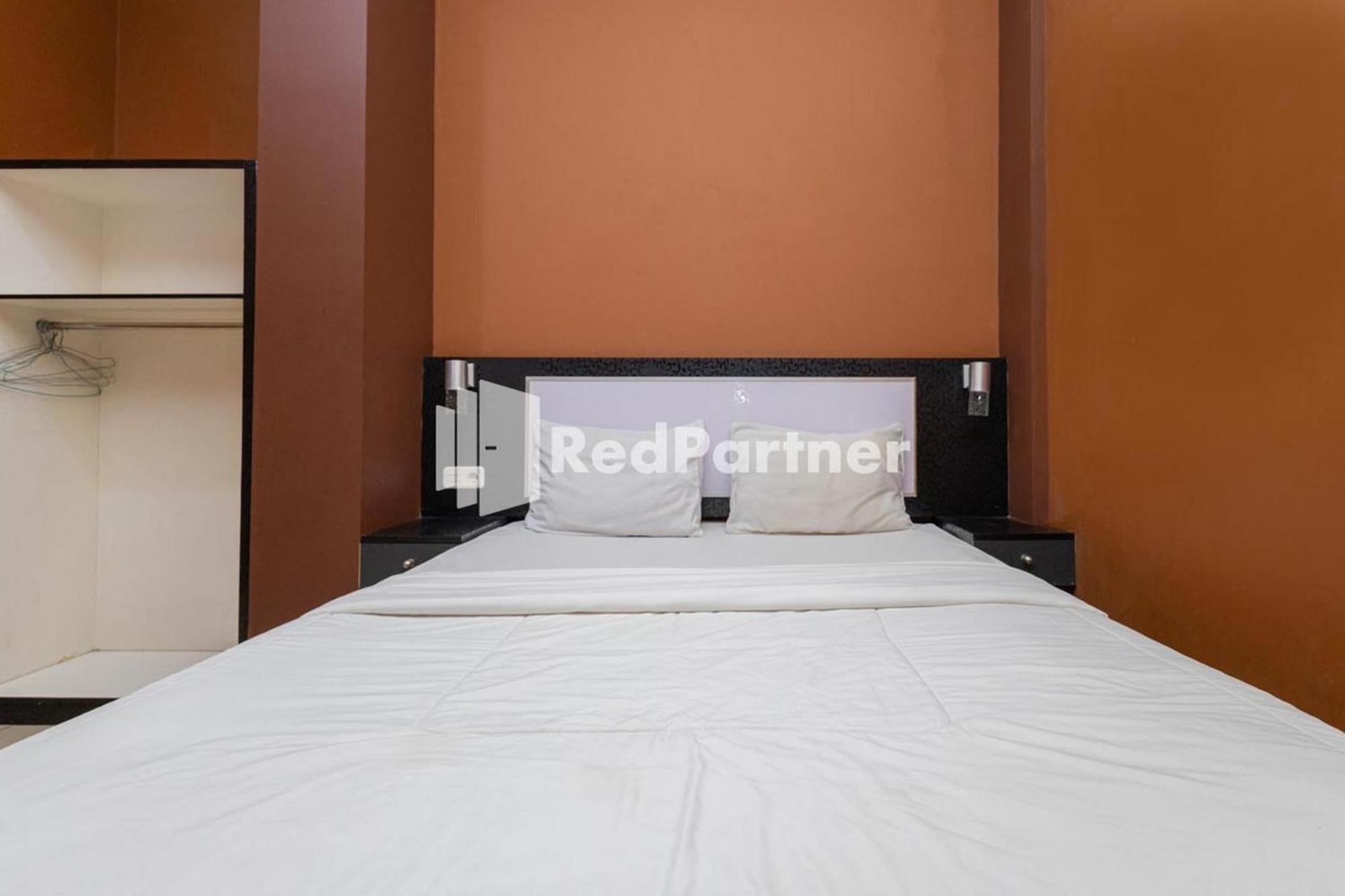 Star Hotel Jaksa Mitra Reddoorz Τζακάρτα Εξωτερικό φωτογραφία